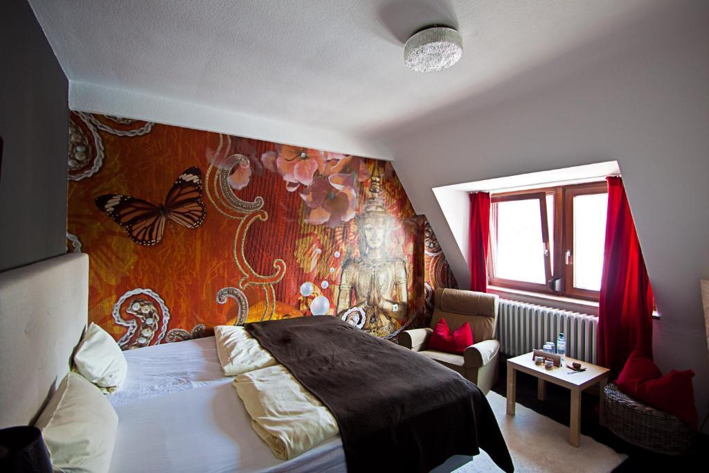 Hotel Barbarossa Garni Würzburg Oda fotoğraf